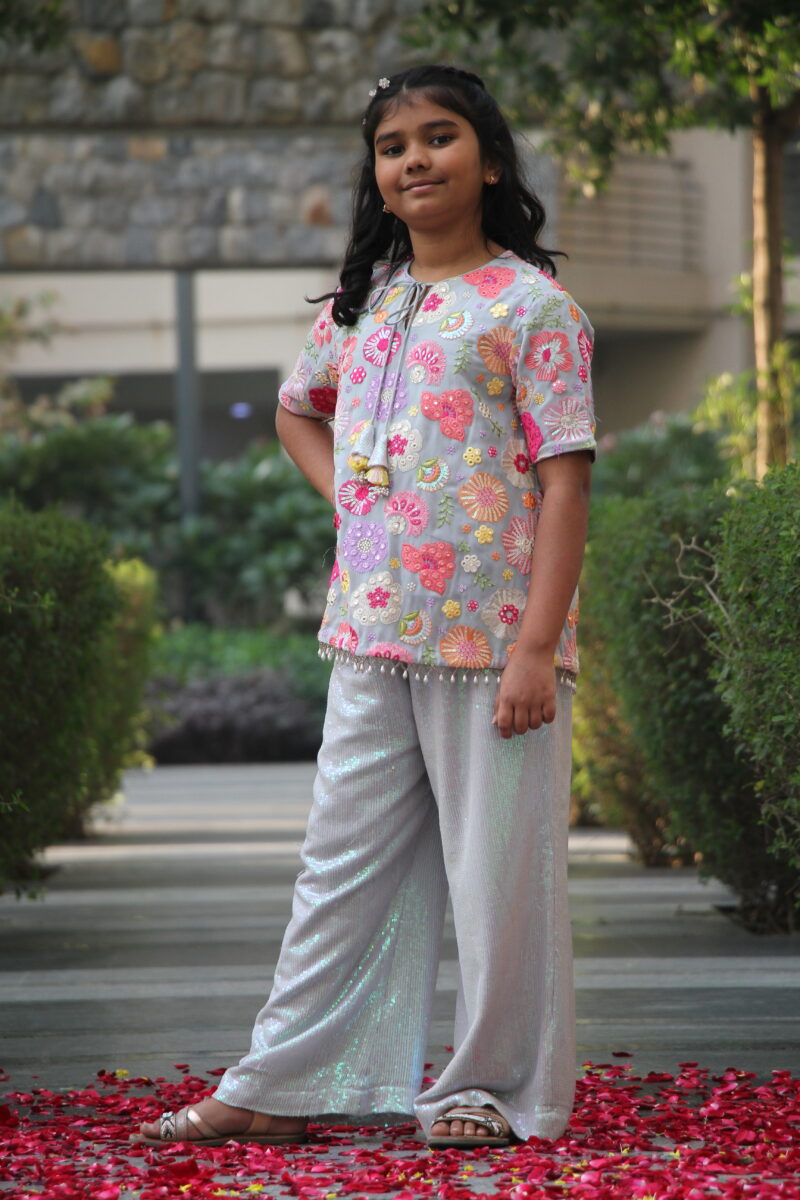 Short Top with Pants