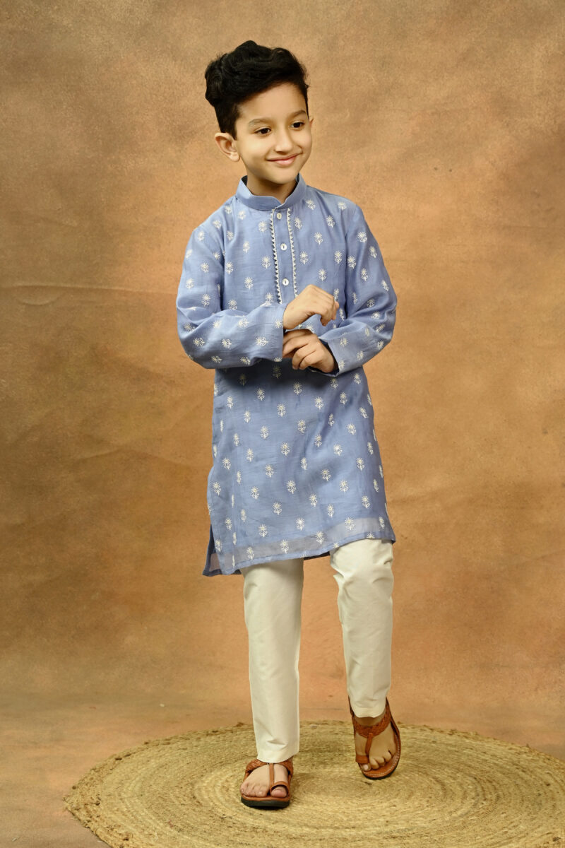 PURE CHANDARI BLUE KURTA WITH OFF WHITE FLOWER EMBROIDERY.